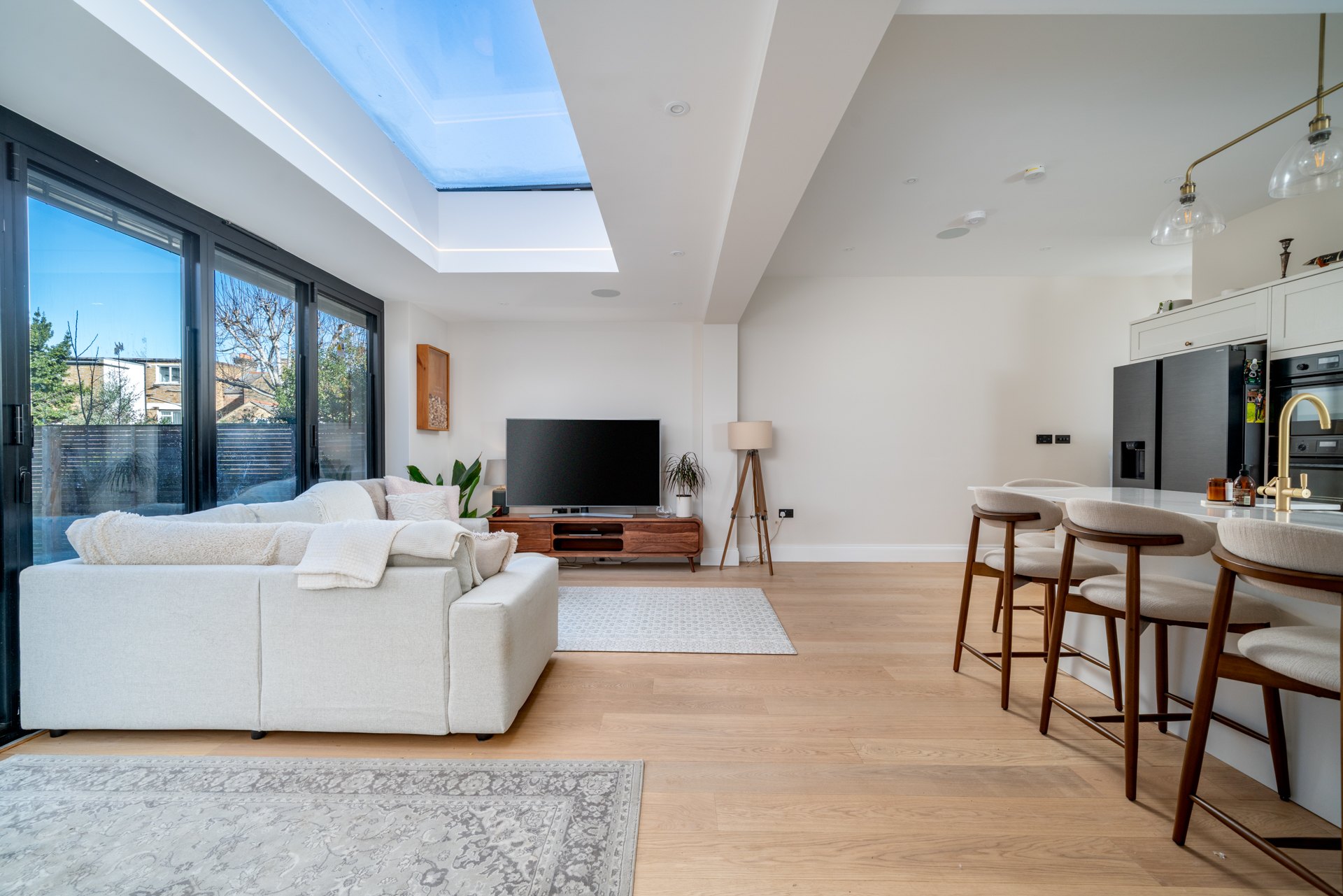 Dornton Road, SW12